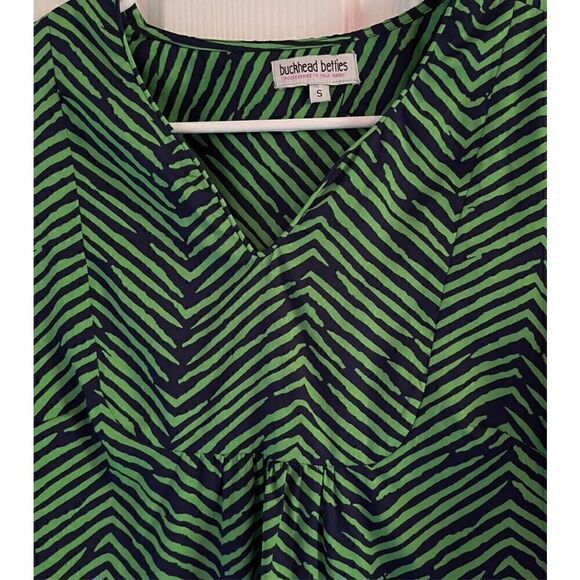 Buckhead Bettie's Boutique Shift Dress Green and Navy. Size Small. - Picture 3 of 6